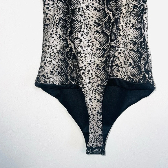 Windsor Wild Child Black & Tan Snakeskin Print Thong Bodysuit Small Women’s - Picture 6 of 11